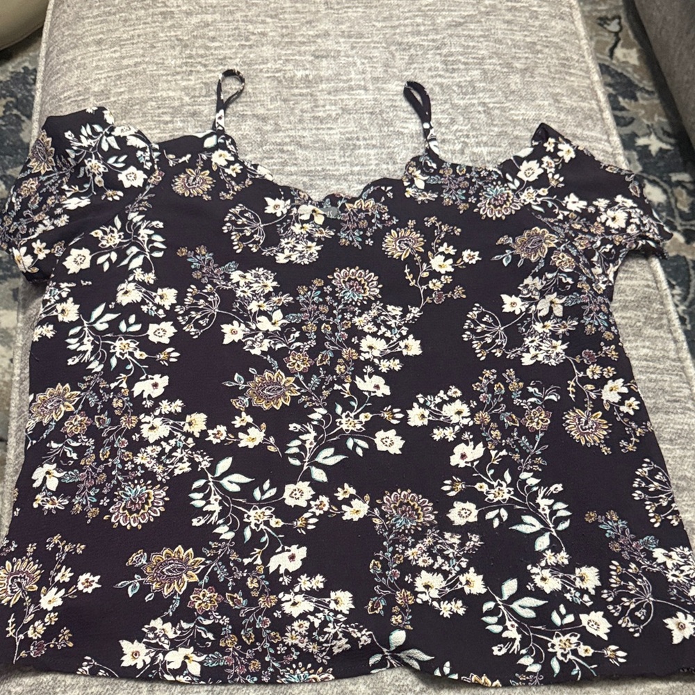 Rags to Wishes Floral Cold-Shoulder Cami Top in Black Purple